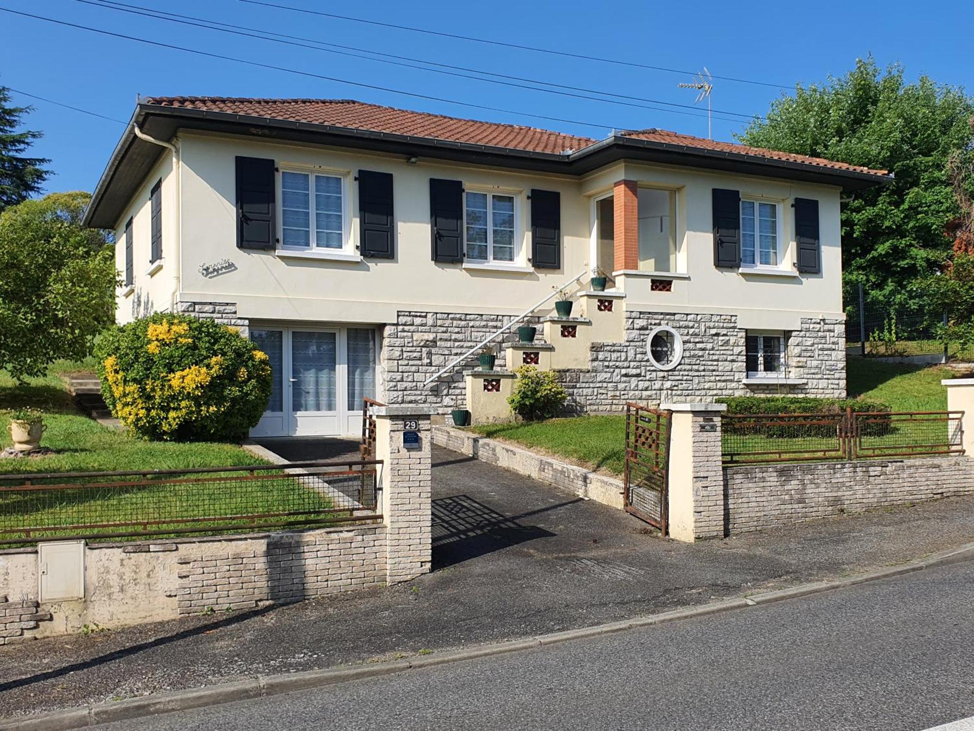 Appartements - Chez Alice Salies-de-Bearn Exterior photo